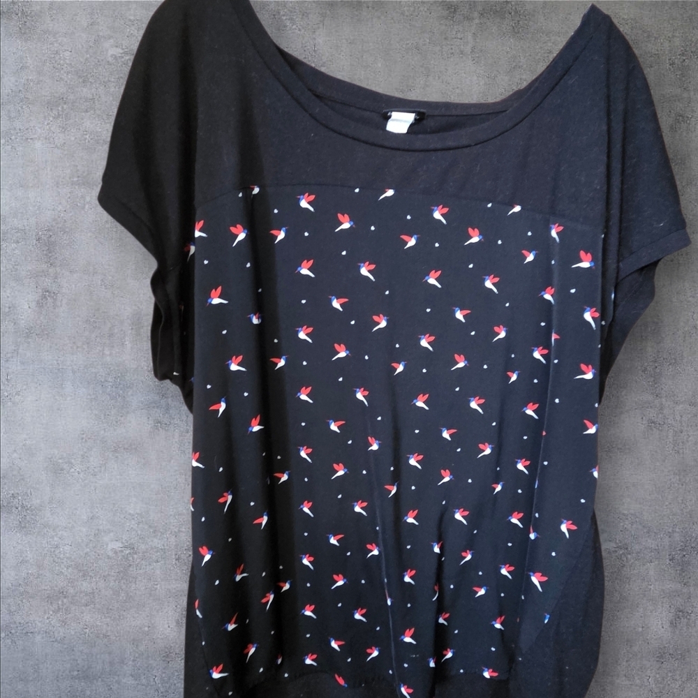 Torrid Comfy Bird T Shirt Blouse Size 2